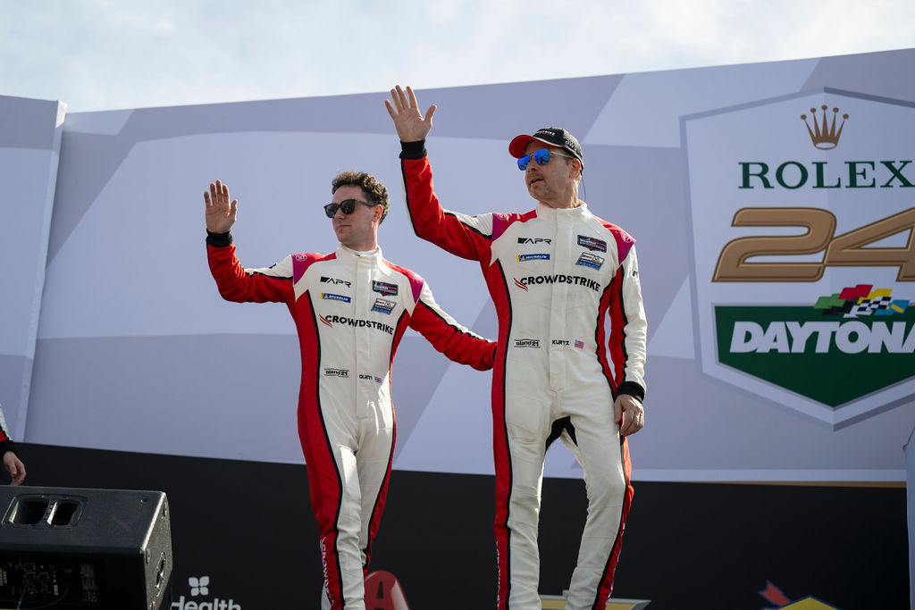 Gallery Archive - CrowdStrike Racing